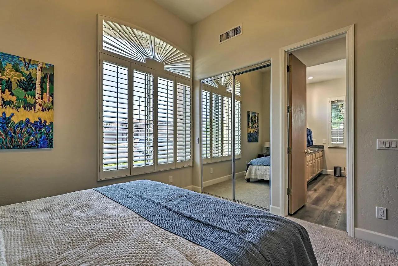 Pet-Friendly Glendale Oasis With Pool And Hot Tub! Villa Phoenix Semesterbostad